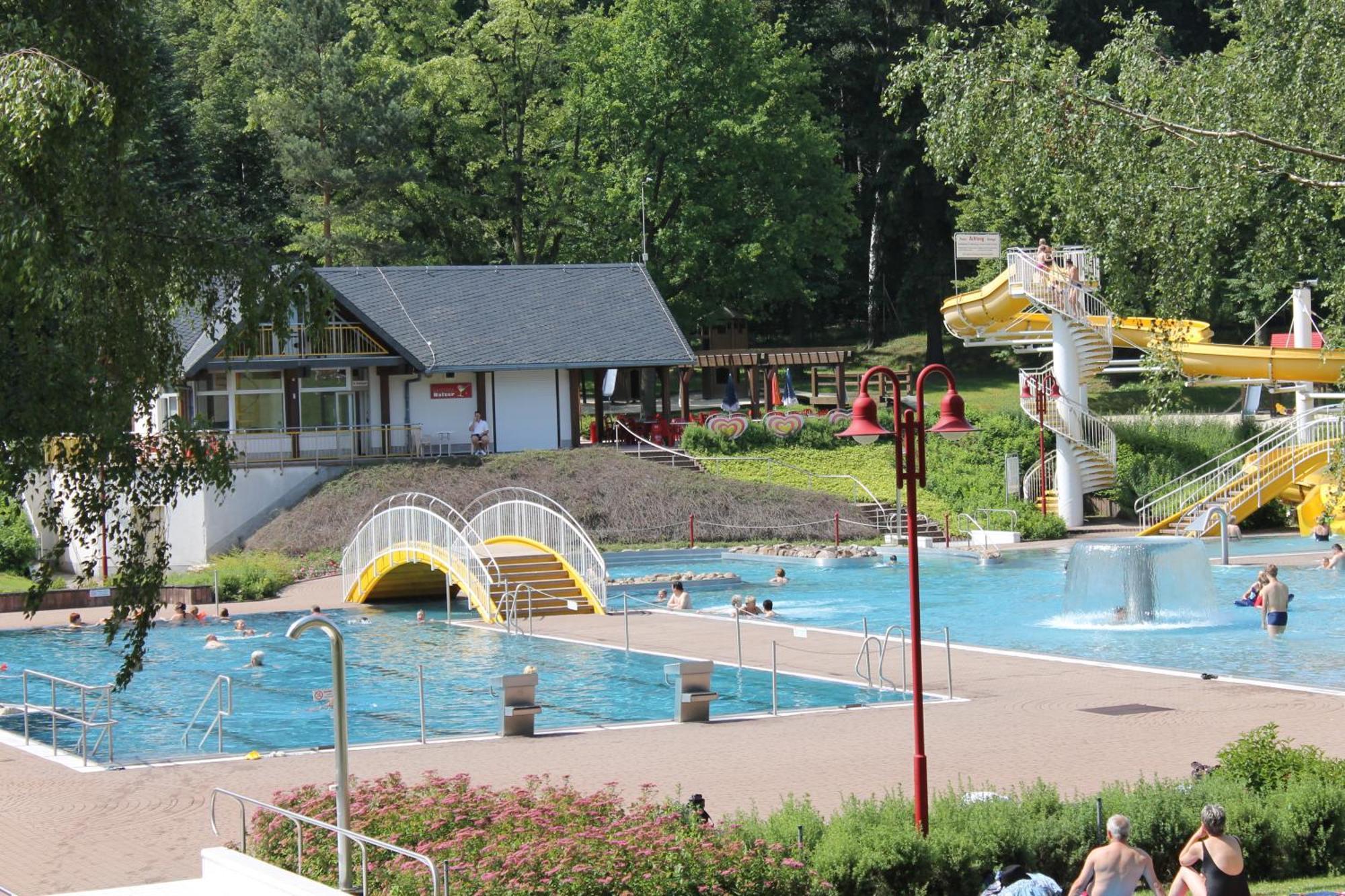 Hotel Bb Bahnhof Bertsdorf Olbersdorf Екстер'єр фото